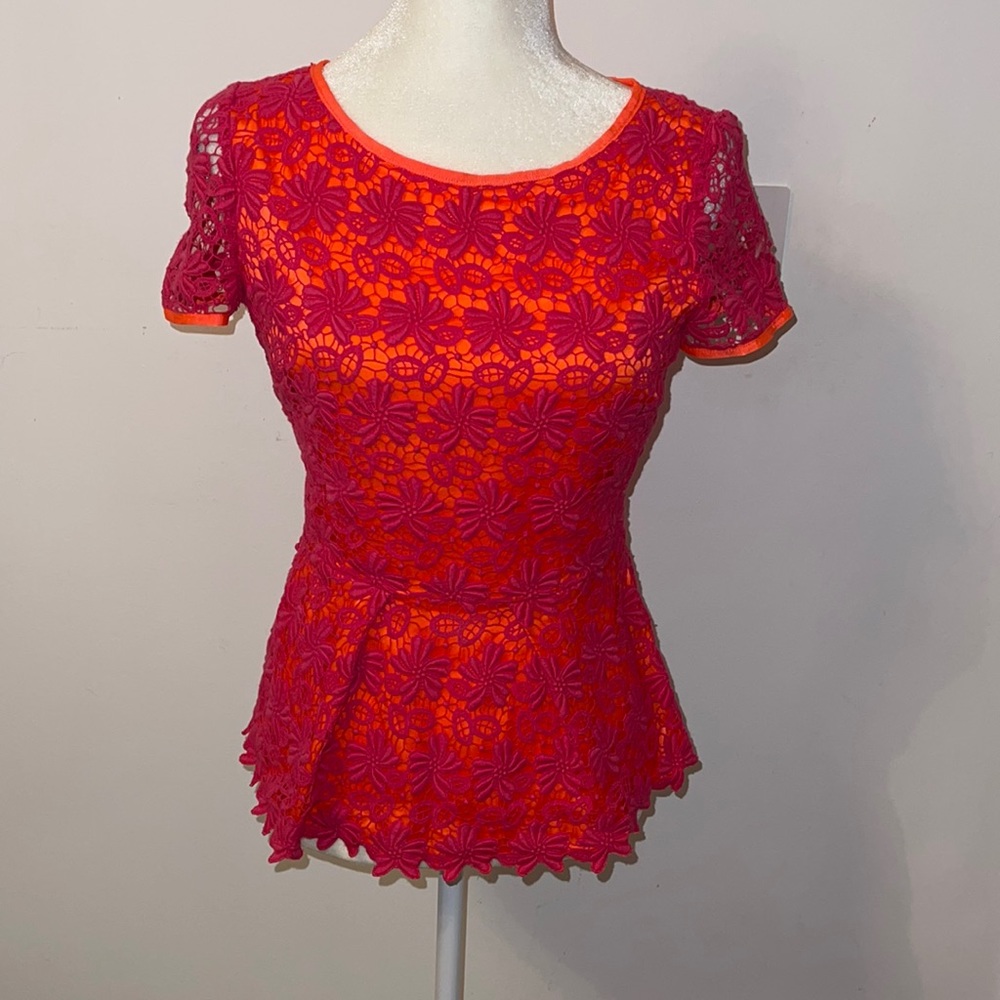 Elie Tahari embroidered pink and orange blouse size XS
